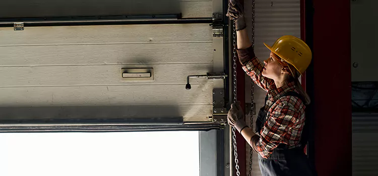 Addressing Common Garage Door Stoppage Issues in Palm Harbor, FL